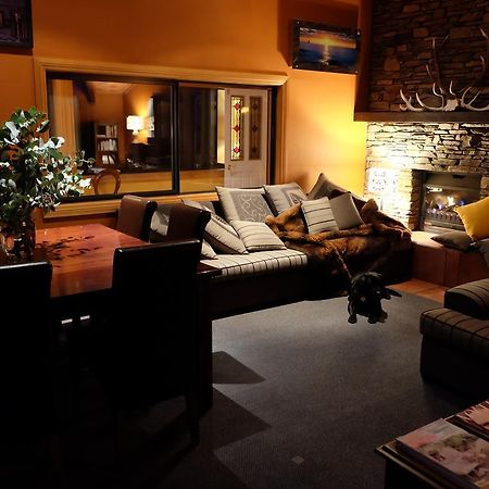 Mt Maude Country Lodge Lake Hawea Exterior photo